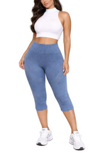 Load image into Gallery viewer, Amelia Capri Leggings