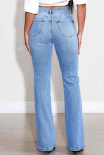 Load image into Gallery viewer, Soraya Jeans